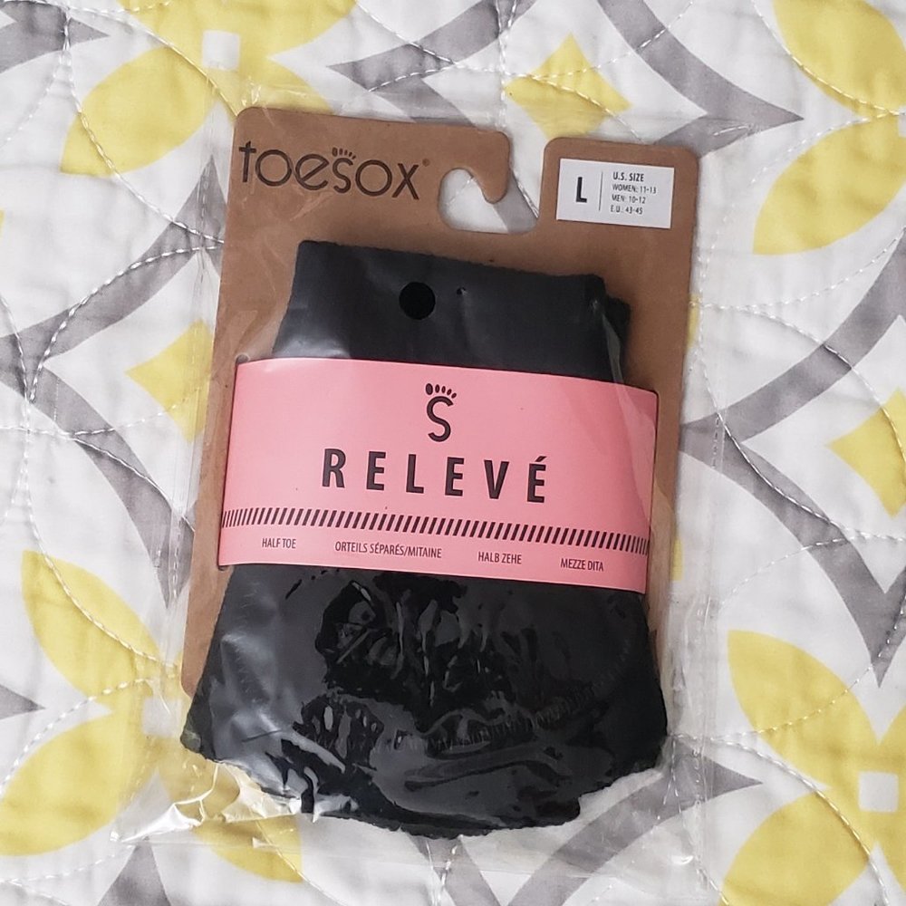 Toesox Releve Half Toe Socks Black Size L BRAND NEW
